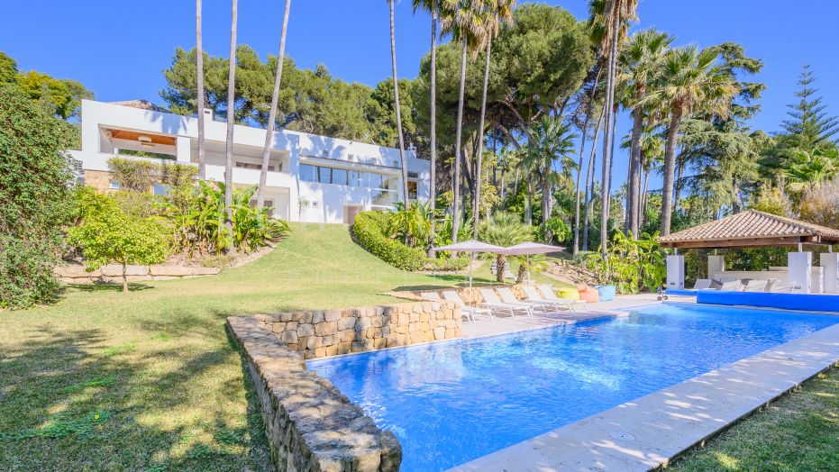 Moderne stijl Villa met spectaculair zeezicht in Marbella Golden Mile
