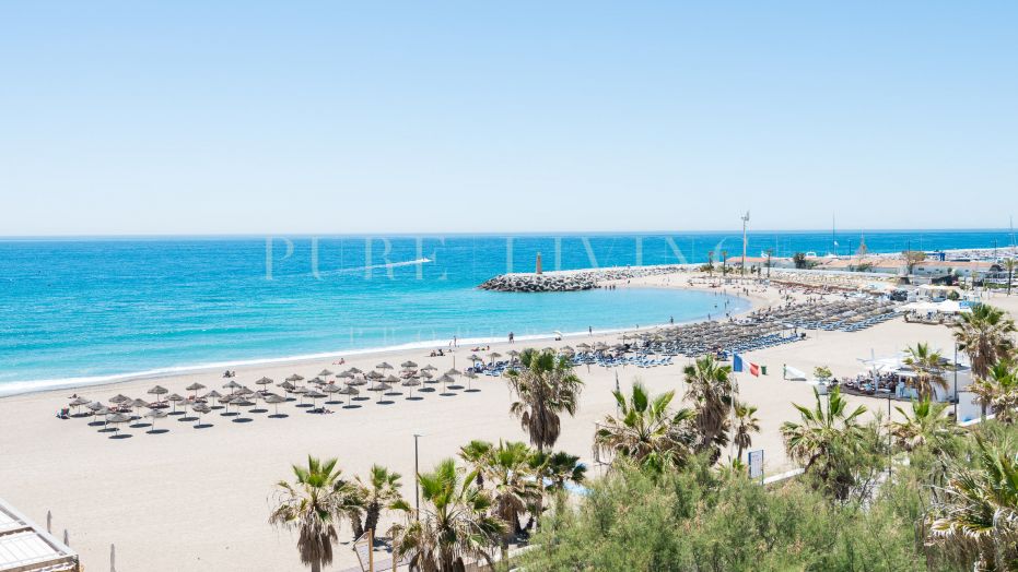 Lovely apartment with private terrace and open views in Playa Rocio, Marbella Puerto Banus