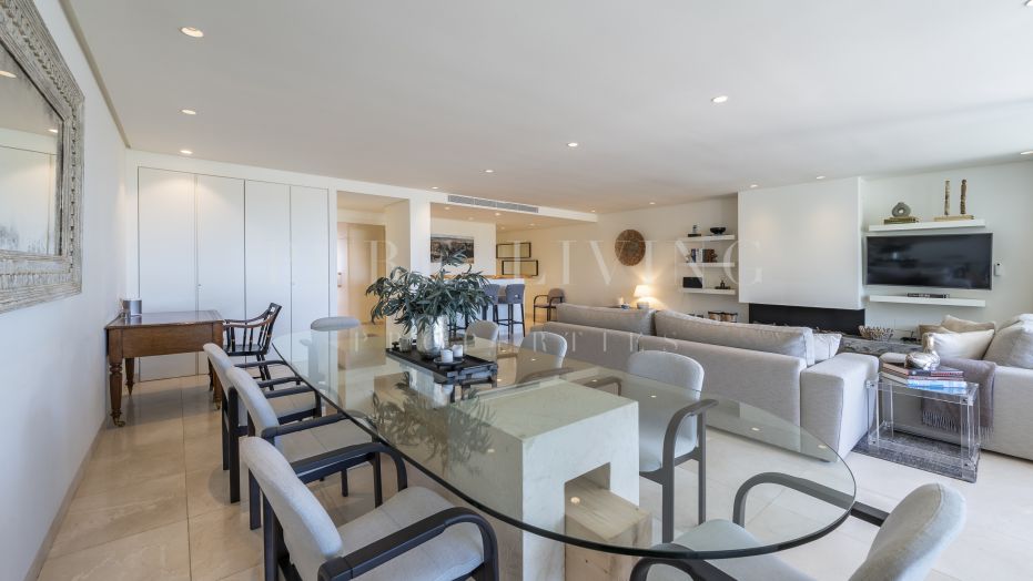 Duplex penthouse exclusif à Marina Puente Romano, Golden Mile Marbella