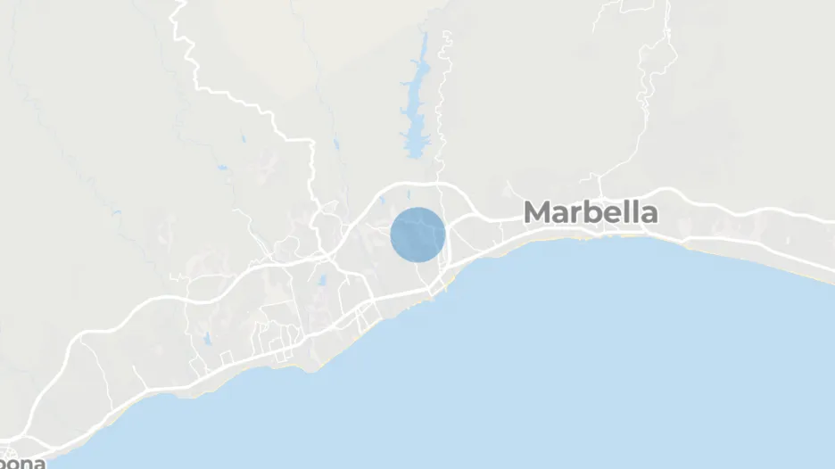 Cerca del golf, Azahara II, Marbella, Málaga