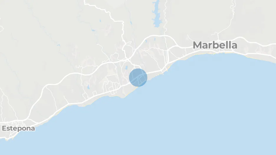 Cerca del golf, Los Arqueros Beach, San Pedro de Alcantara, Málaga provincia