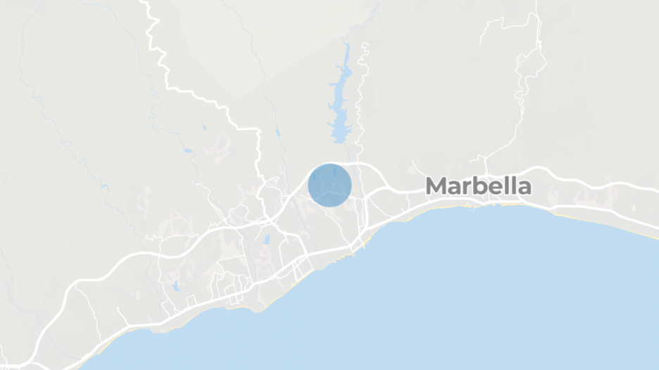 Cerca del golf, Pueblo de Las Brisas, Marbella, Málaga provincia