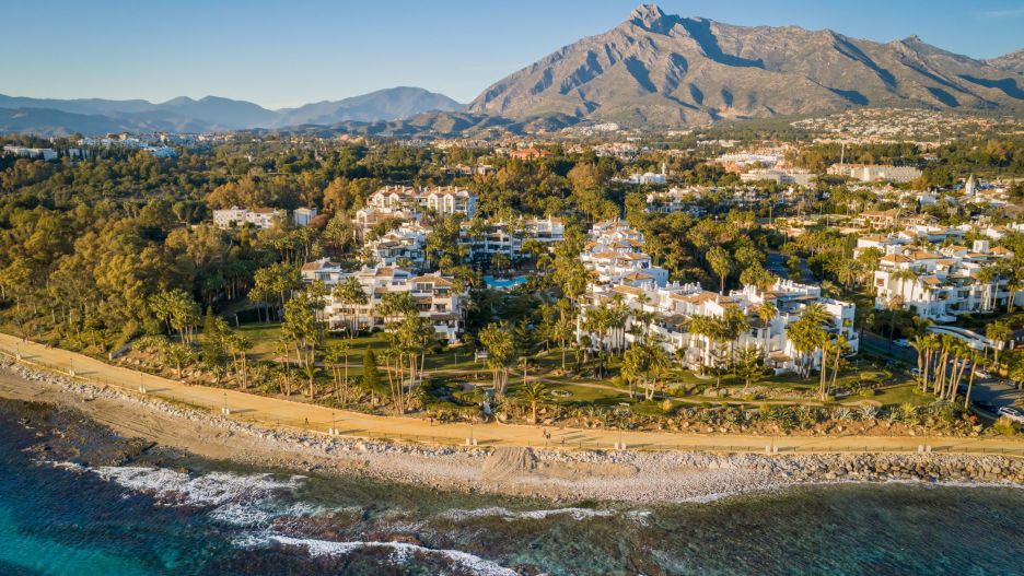 Buying on the Marbella Golden Mile