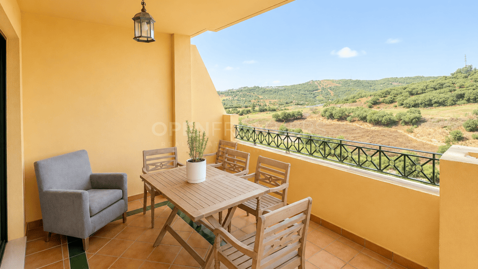Golf Front Apartment in Los Gazules de Almenara