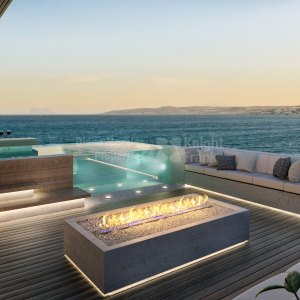 Estepona, Spectacular state of the art penthouse on the beach