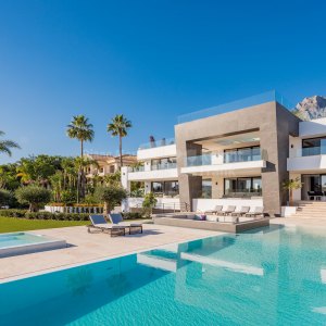 Casa de estilo contemporáneo en Marbella Sierra Blanca