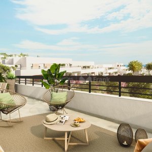 Estepona Oeste, Nuevo apartamento de dos dormitorios a 300 metros de la playa