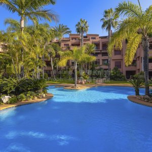 Apartamento de 3 dormitorios en 1ª planta en Alicate Playa