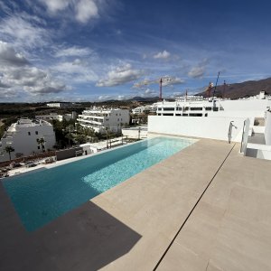Estepona Ouest, Penthouse de 3 chambres avec piscine privée dans un ensemble de 67 logements