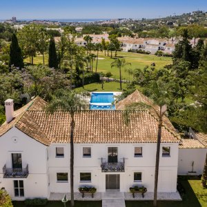 Villa Hermosa: elegancia clásica y confort en La Cerquilla