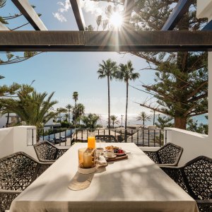 Castiglione, Duplex penthouse by the sea in San Pedro