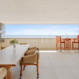 Malaga - Centro, Квартира на первой линии пляжа на 7-м этаже в башне Сьерра-Бланка