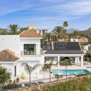 Las Lomas del Marbella Club, Elegante villa contemporánea en prestigiosa ubicación