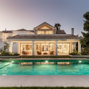 Atalaya, Villa Solana, classic elegance with contemporary interiors