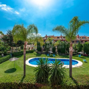 Jardines de Doña Maria, Amplia adosada en alquiler en La Milla de Oro