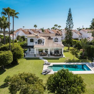 Villa Montebello: design and comfort in Monte Biarritz