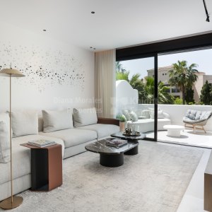 Jardines de las Fuentes, Casa Adelfa, a modern penthouse just a stone’s throw from the sea