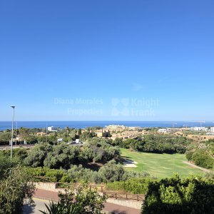 Appartement duplex avec vues panoramiques à Santa Clara Golf