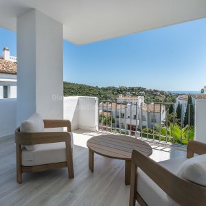 Altos de La Quinta, Apartamento de tres dormitorios en primera planta con vistas al mar y al golf en La Quinta