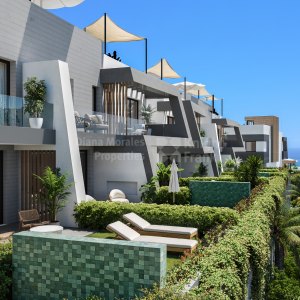 Elviria, Three-bedroom townhouse with a private lift in the east of Marbella