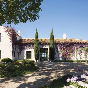 Maison de trois chambres enchanteresse avec des vues imbattables à Finca Cortesin