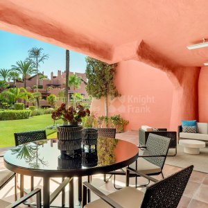 Torre Bermeja, Ground floor flat in front line beach complex