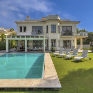 Costabella, South facing five bedroom villa with direct access to the beach