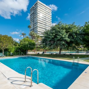 Rio Real, Newly refurbished apartment for sale in Torre Real