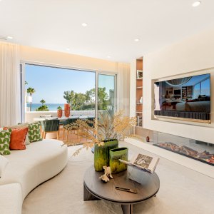 Penthouse à Bahia del Velerin, en bord de mer