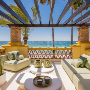 Río Real 612, apartamento en un complejo frente al mar