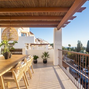 Coto Real II, Spectacular corner penthouse in Coto Real