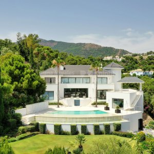 Villa à La Zagaleta avec vue panoramique sur la côte