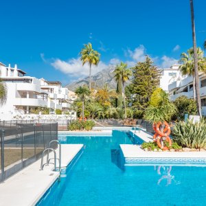 Jardines de Sierra Blanca, Ático dúplex en urbanización cerrada en la Milla de Oro