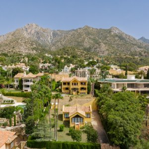 Casa Bach - Villa élégante avec maison d'hôtes à Sierra Blanca, Marbella