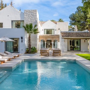 Nueva Andalucia, Villa de style traditionnel entièrement rénovée