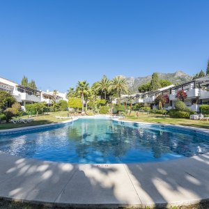 Balcones de Sierra Blanca, Apartamento en La Milla de Oro