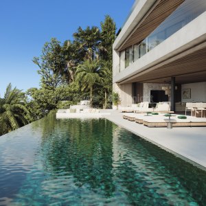 Außergewöhnliches Grundstück mit Projekt und Lizenz für eine Villa in Aloha