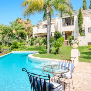 Las Lomas del Marbella Club, Six-bedroom villa in Lomas de Marbella Club, just minutes from the beach and the centre
