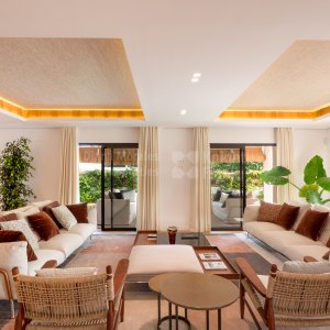 Casasola, Полностью отремонтированная вилла в Касасола на продажу