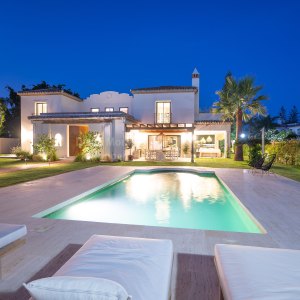 Villa totalmente renovada en venta en Casasola