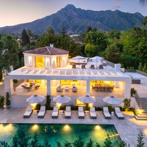 Rocio de Nagüeles, Villa Summer, gran casa en zona residencial con pista de tenis