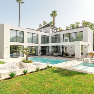 Lagomar, Villa Atenas, modern 4-bedroom house with basement for leisure in Nueva Andalucía