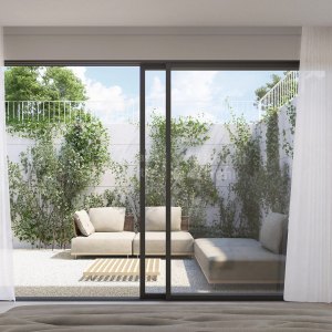 Three-bedroom ground floor apartment in a 21-unit complex in Elviria