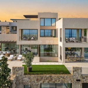 Brand-new villa in Los Flamingos