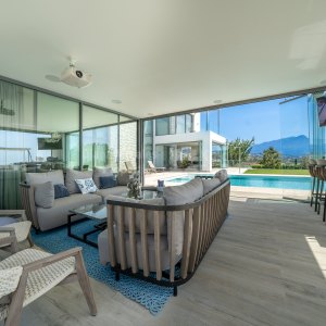 La Alqueria, Modern design six-bedroom house with panoramic views