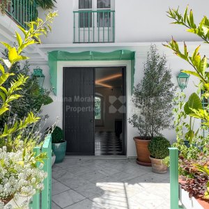 Marbella Centre, Office space for rent in the heart of Marbella at iconic building of Los Portales