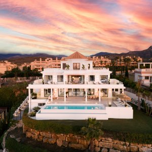 Los Flamingos, Contemporary style villa with breathtaking views of the Mediterranean coastline