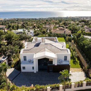 Outstanding villa for sale in Sierra Blanca