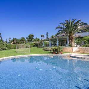 Marbella Golden Mile, Villa for sale in The Golden Mile