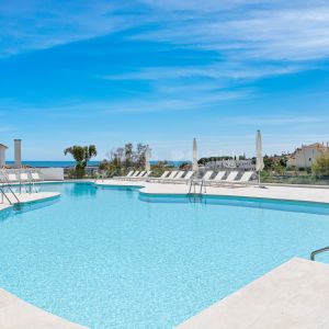 9 Lions Residences, Apartamento en planta baja con vistas panorámicas al mar en Nueva Andalucia